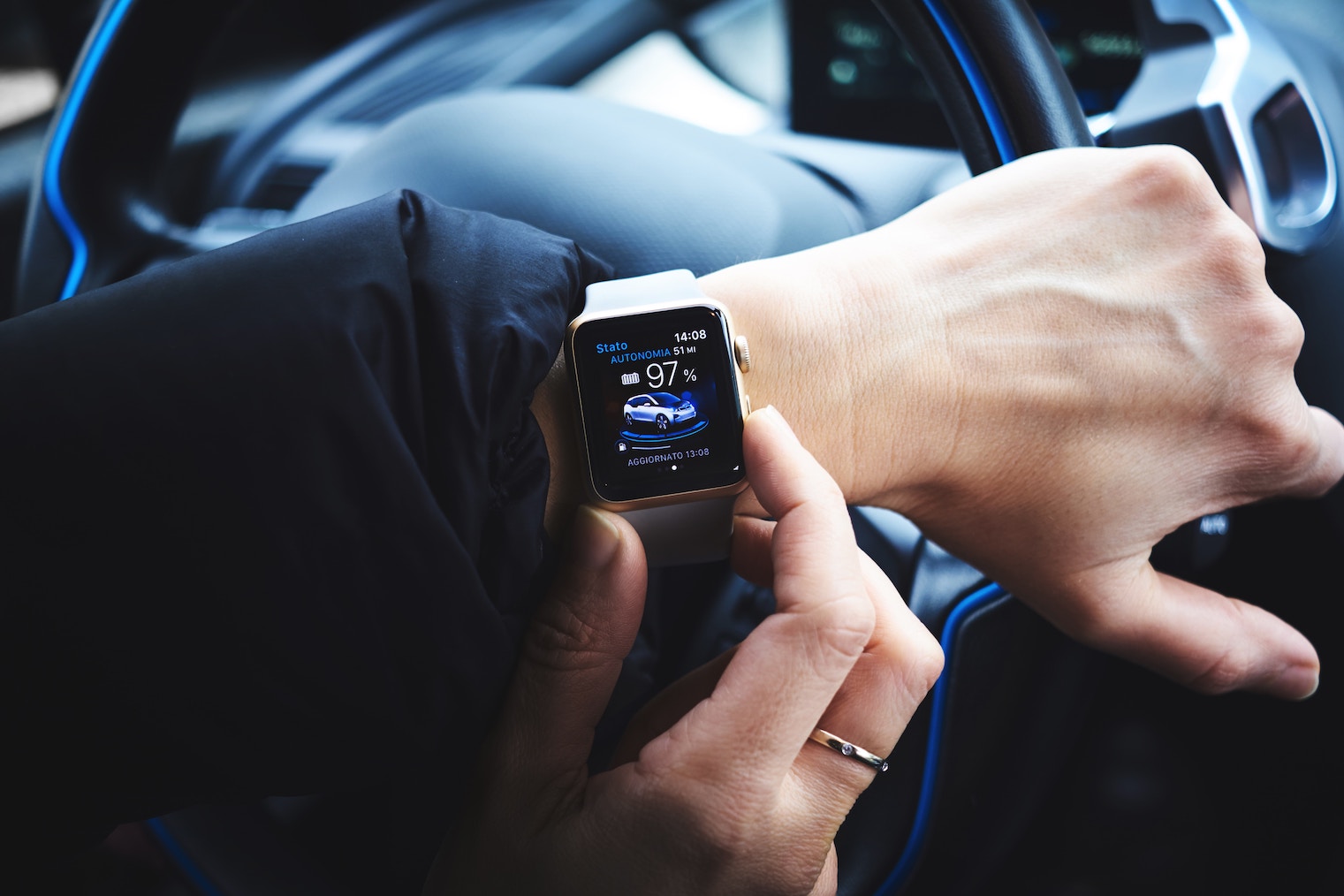 Adjusting car settings via a smart watch