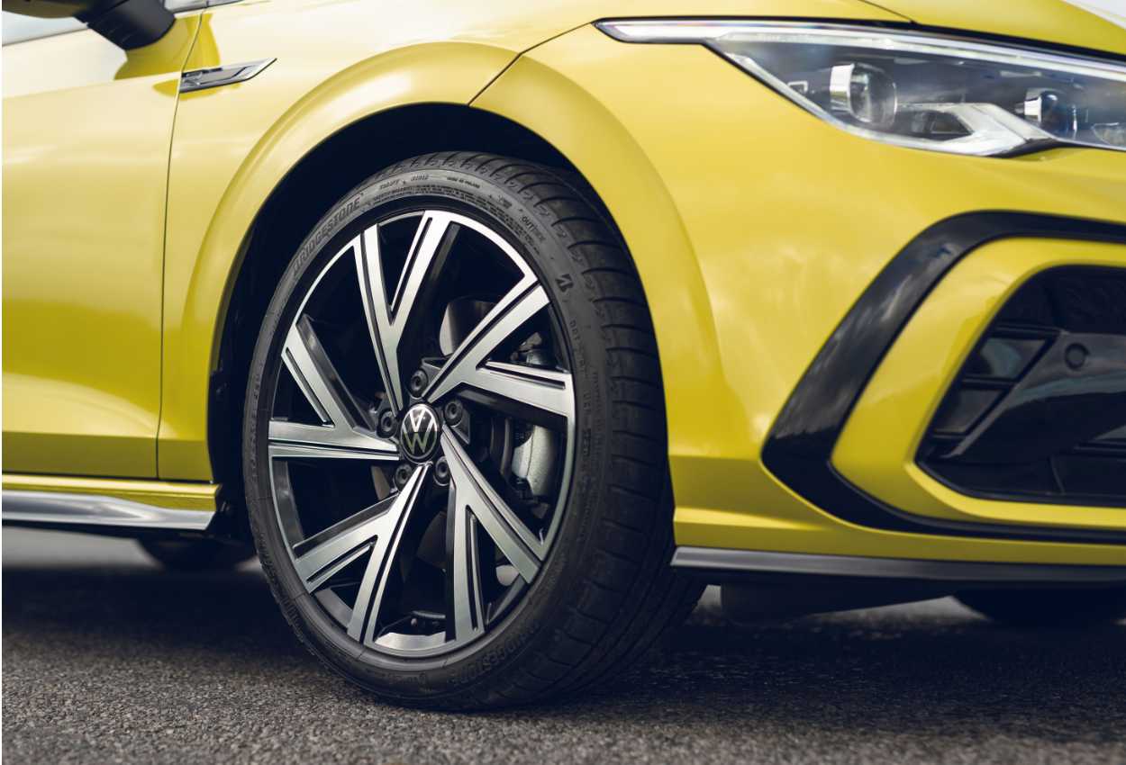 VW Golf alloy wheel