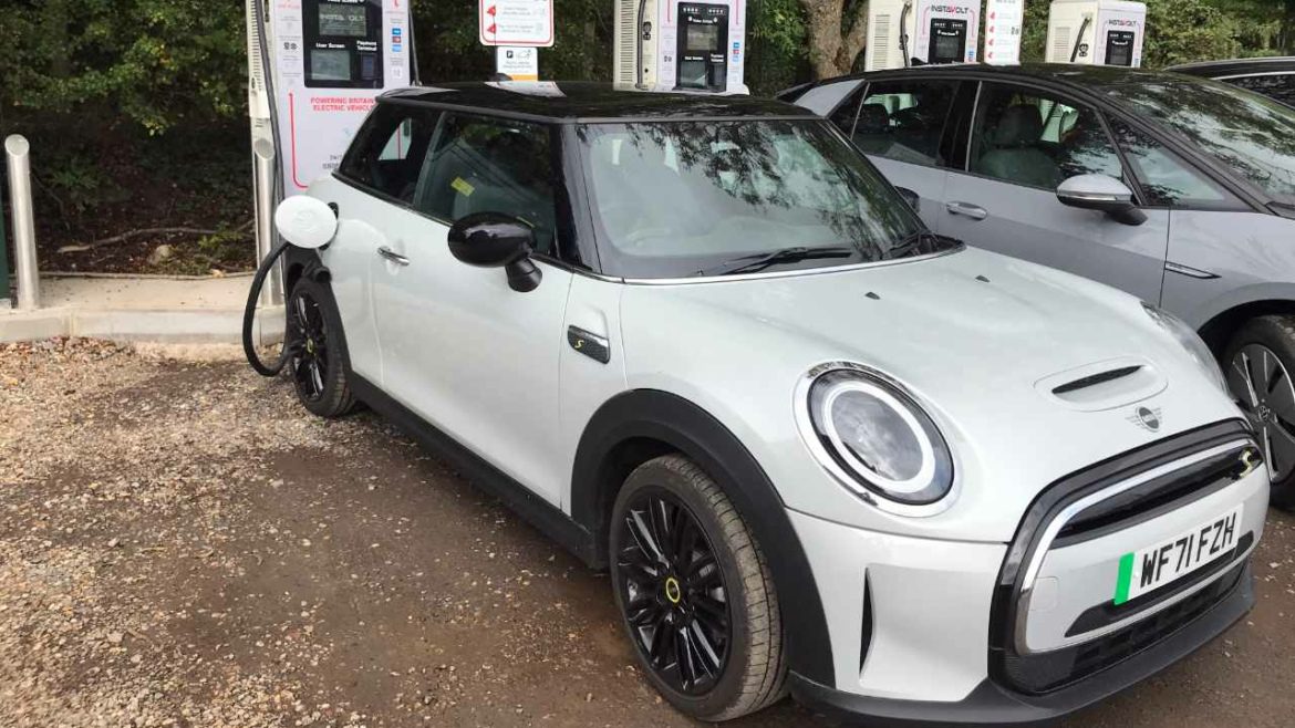 Electric MINI Cooper SE funded by Lex Autolease