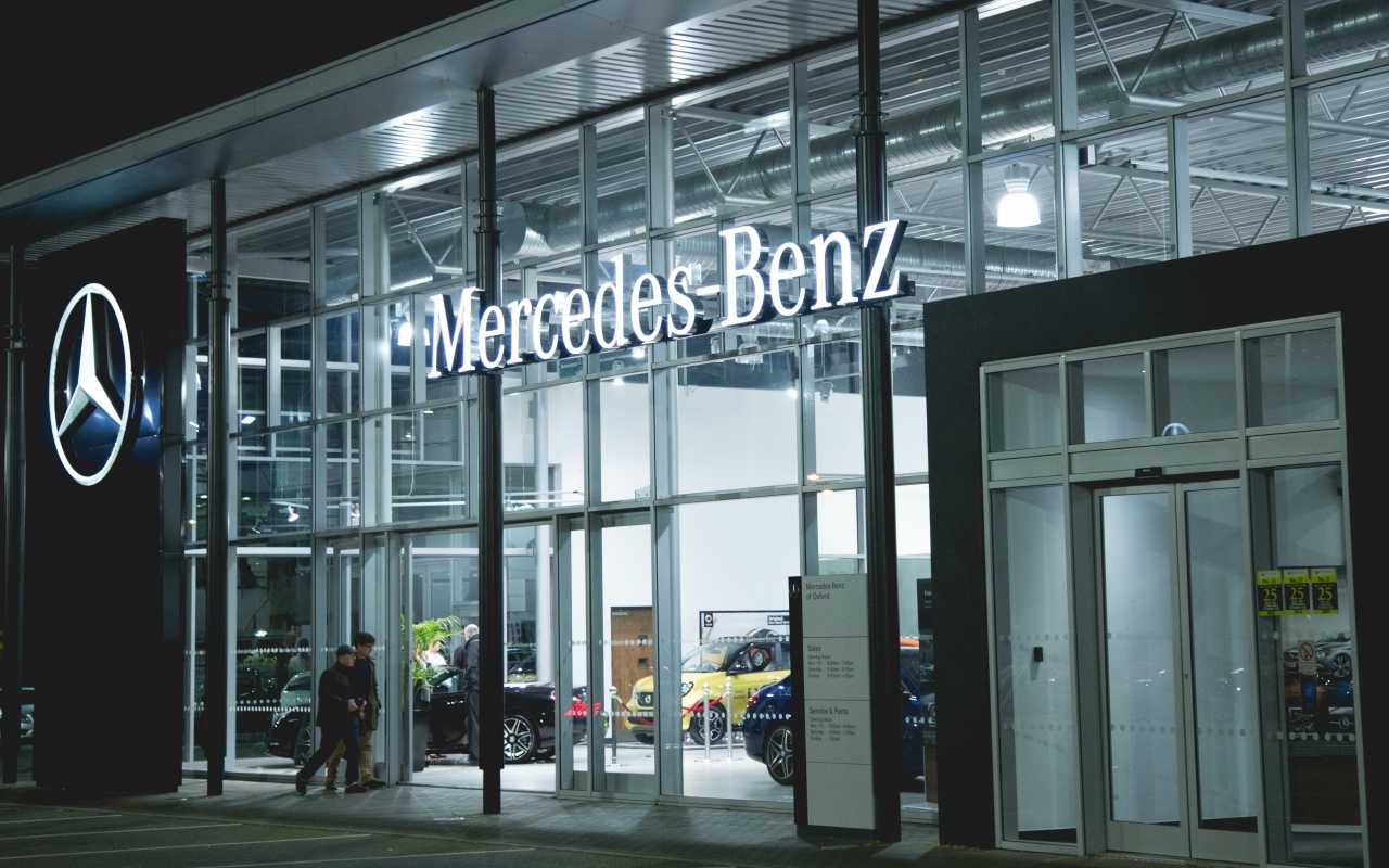 Mercedes dealership