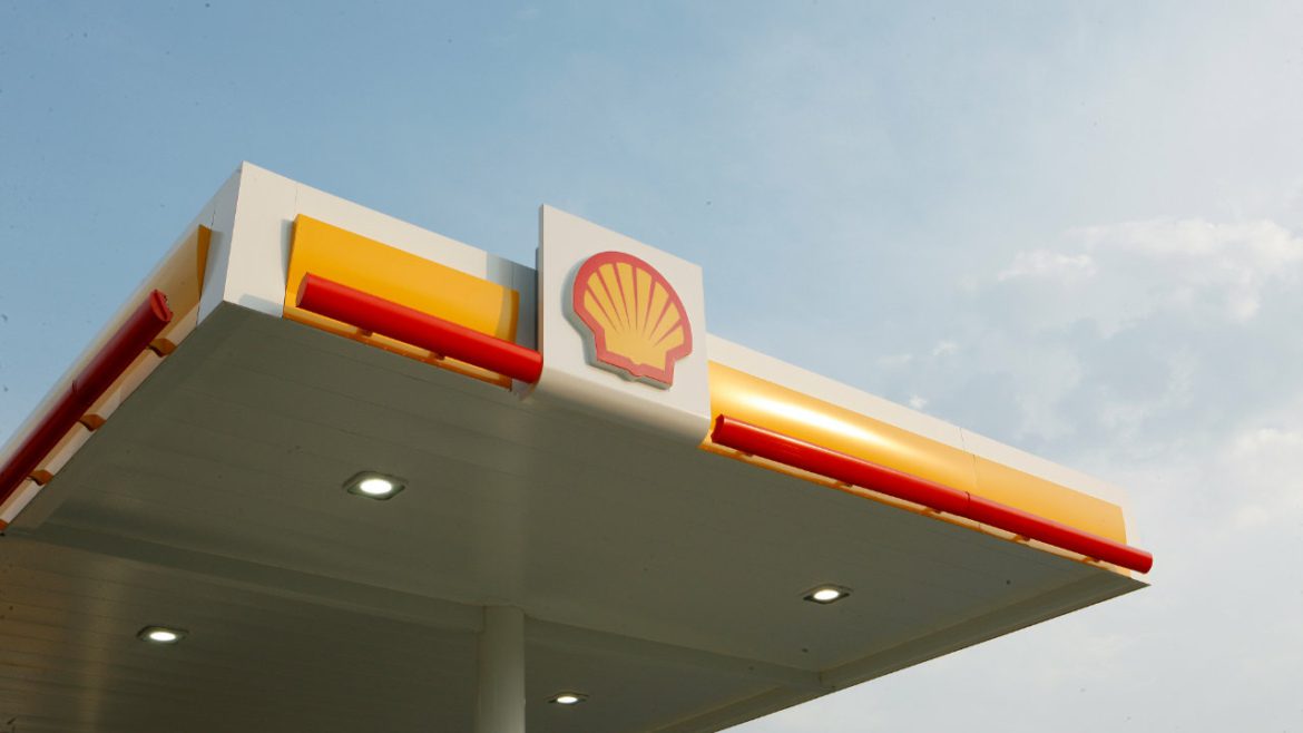 Shell sign on fuel filling station