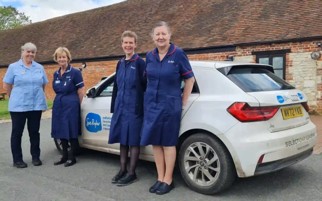 Sue Ryder nurses with Select loaned Audi A1